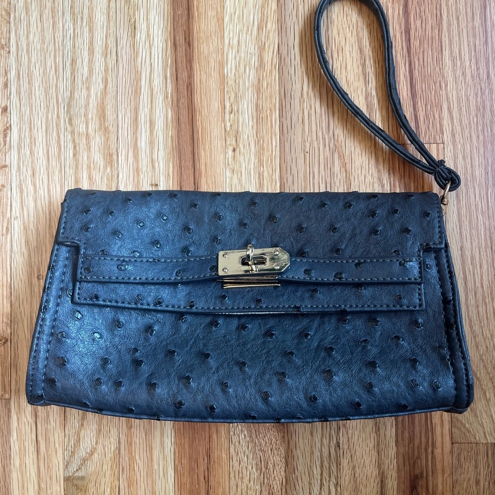 Sophisticated Dark grey Ostrich Texture Clutch with Gold Hardware